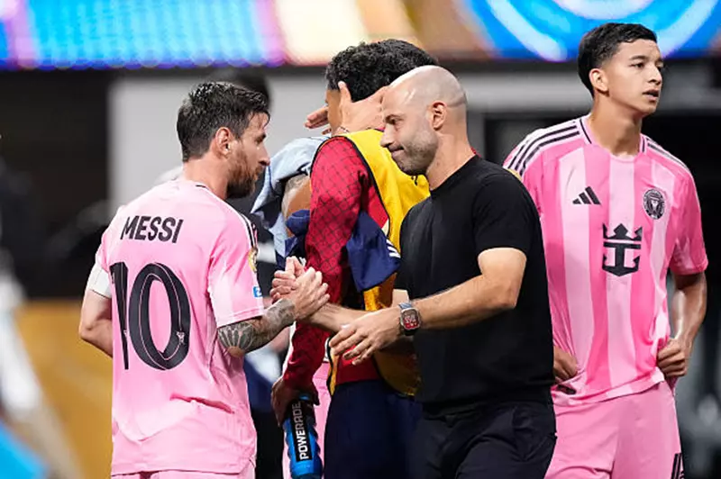 ماسكيرانو وميسي